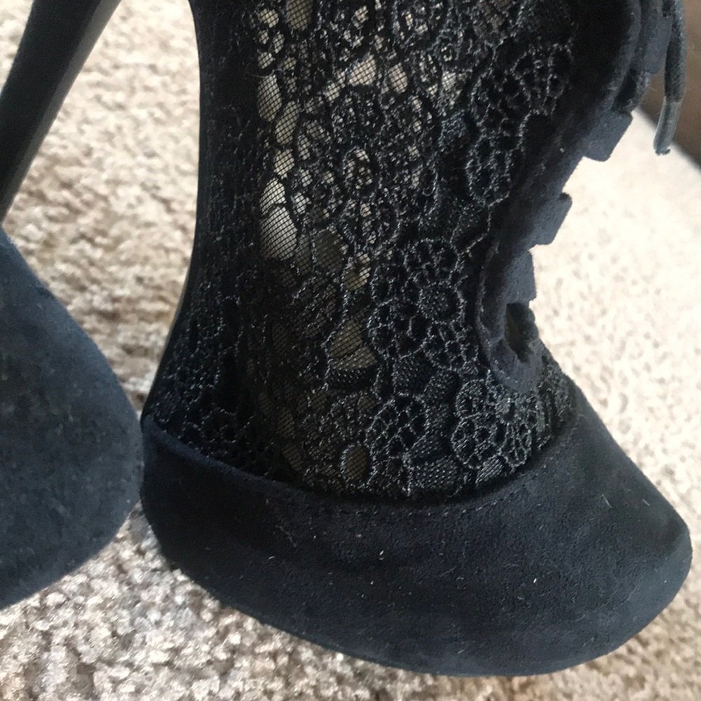 High heels - Picture 3 of 5